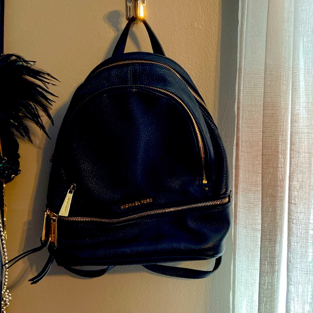 Leather Michael Kors backpack